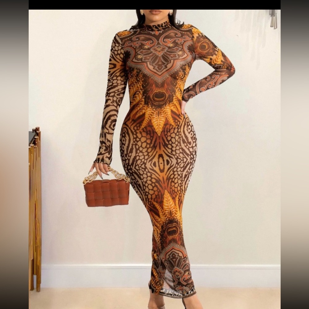 Sheer Graphic Backless Dress